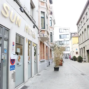 ホテル サン, Saint-Gilles